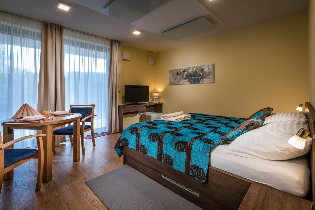 Bešeňová Apartmanovy Dom Krivan المظهر الخارجي الصورة